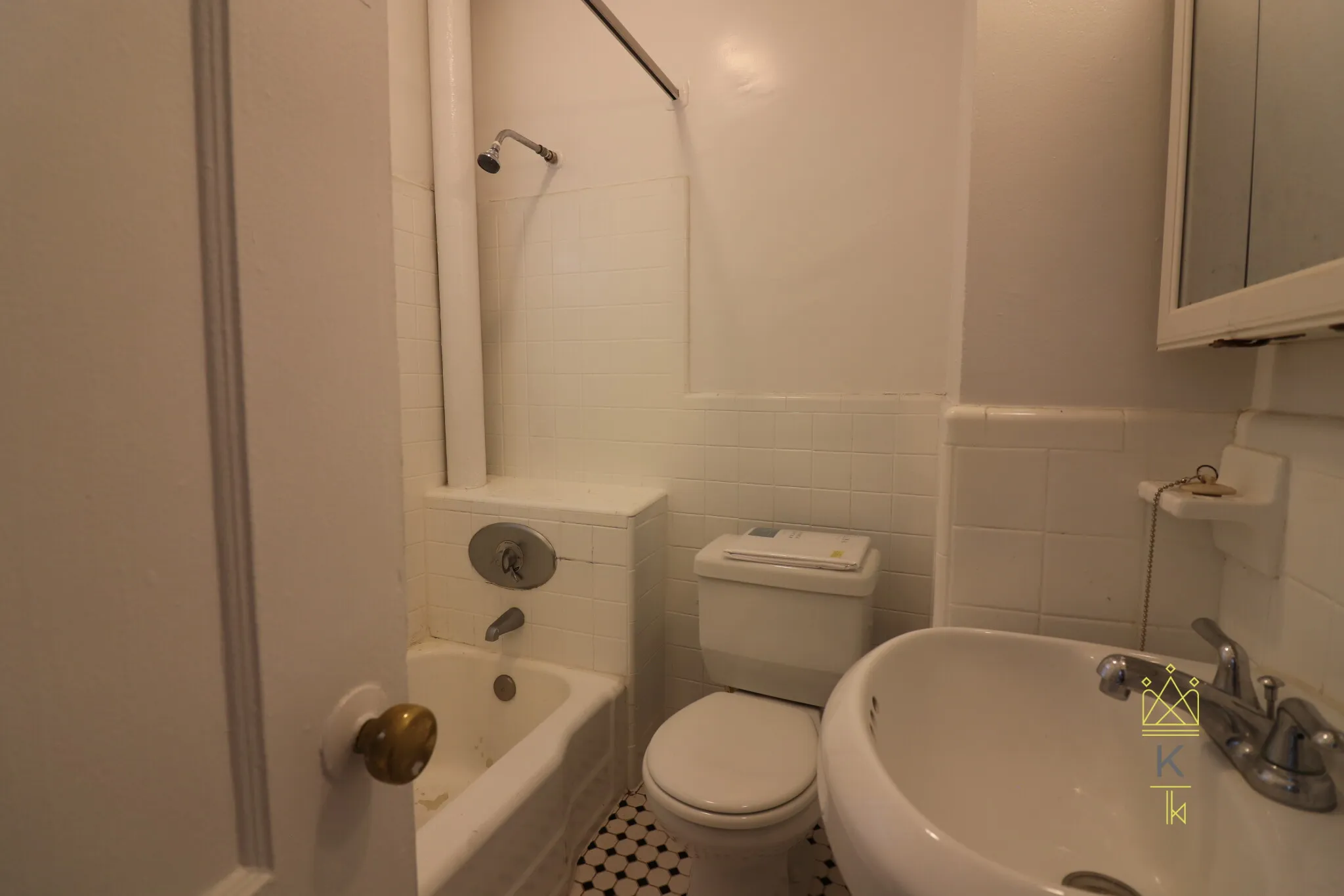 126 Babcock St, North Brookline