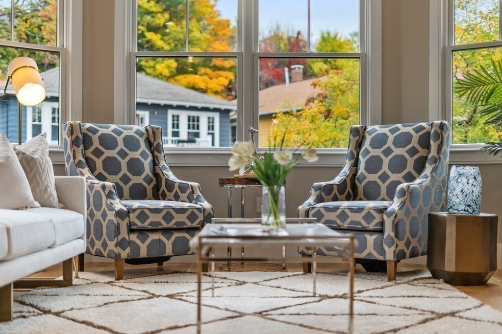 96 Verndale St, North Brookline