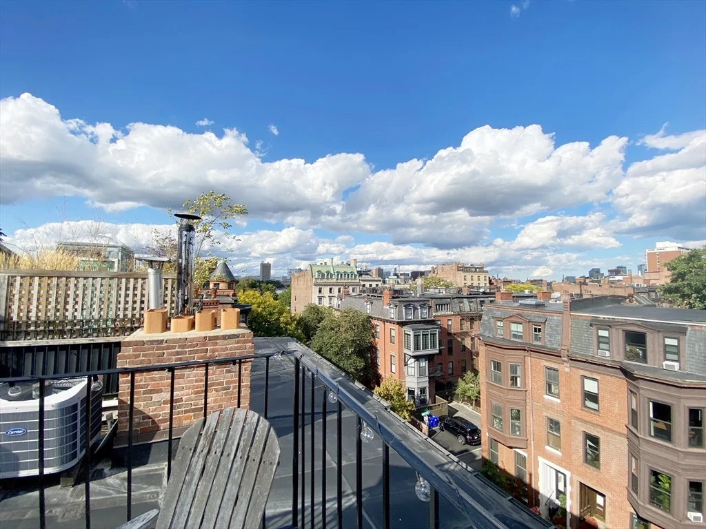363 Marlborough St, Back Bay