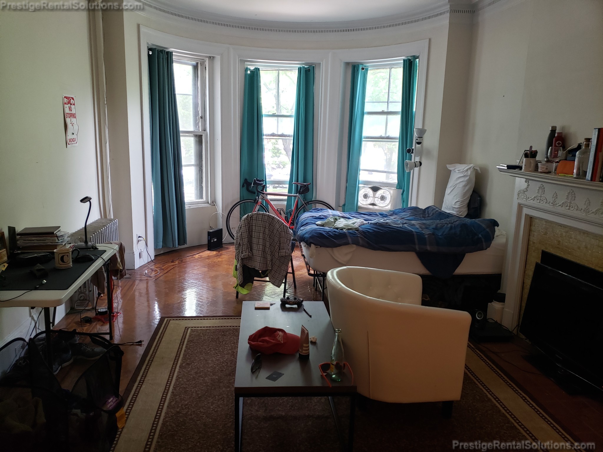 1069 Beacon St, Longwood