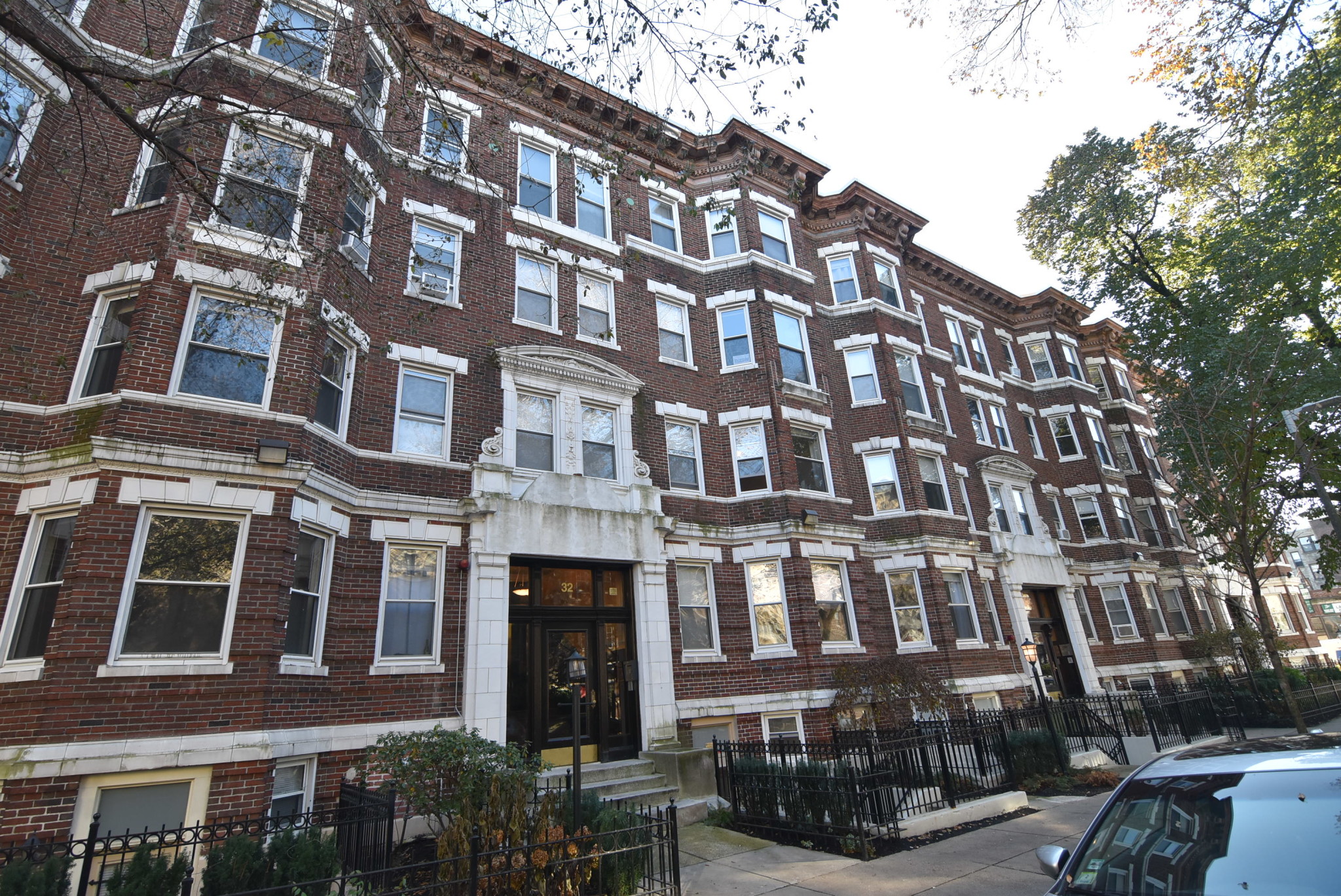 32 Queensberry St, Fenway