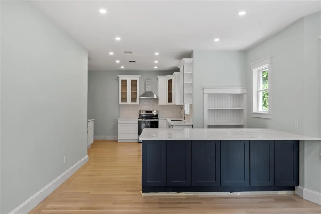 61 Warren St, West Medford