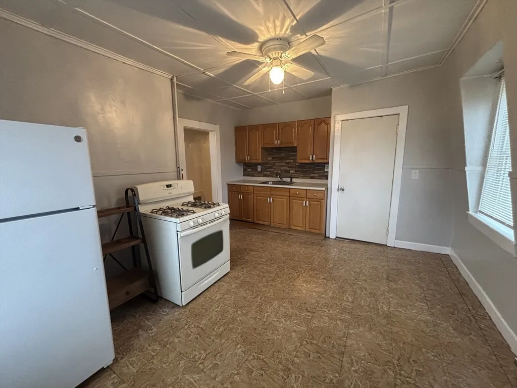 127 Court St, Downtown