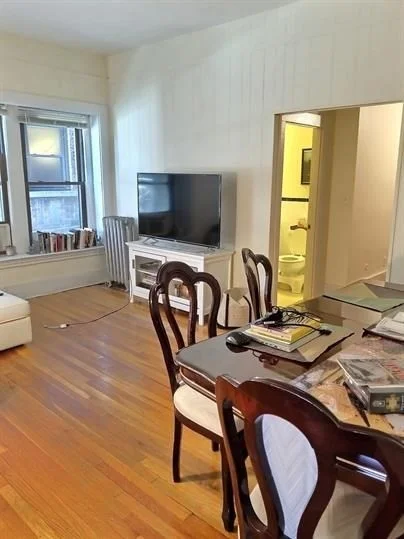 1386 Beacon, Coolidge Corner