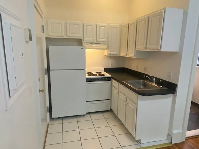 2 Wellington St, South End