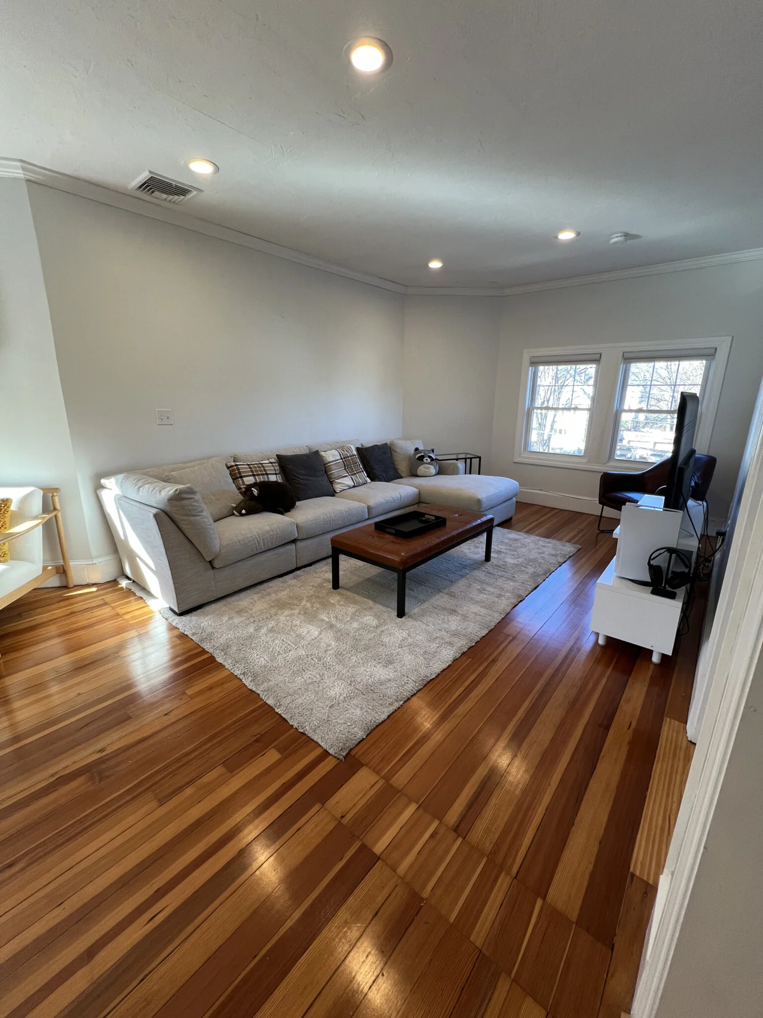 474 Albemarle Rd, Newtonville