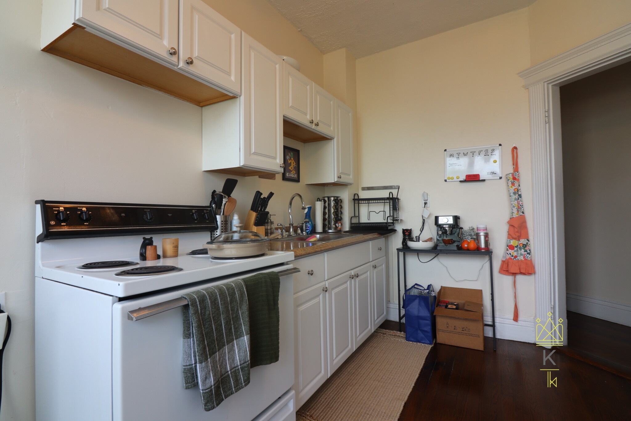 1963 Commonwealth Ave, Brighton