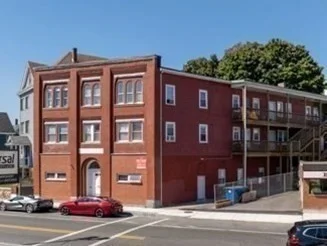 176 Ferry St, Everett