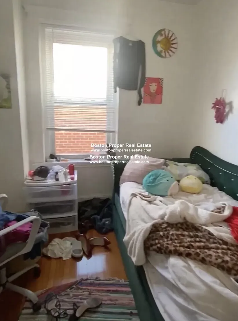 64 Hemenway St, Fenway