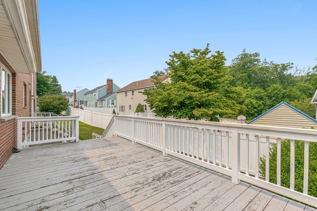 1 Via Marino, Medford