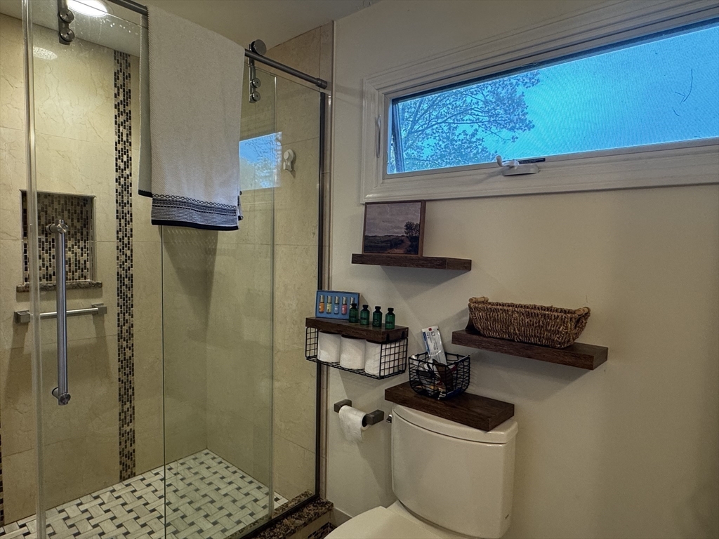 10 Winch Way, Natick