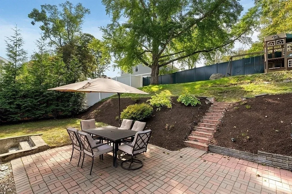 334 Mystic St, Arlington