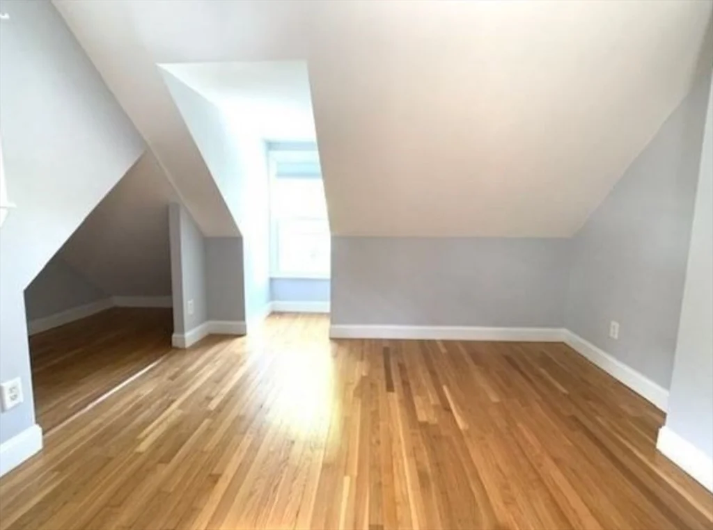 323 Bainbridge St, Malden
