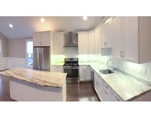 1174 Cambridge St, Inman Square