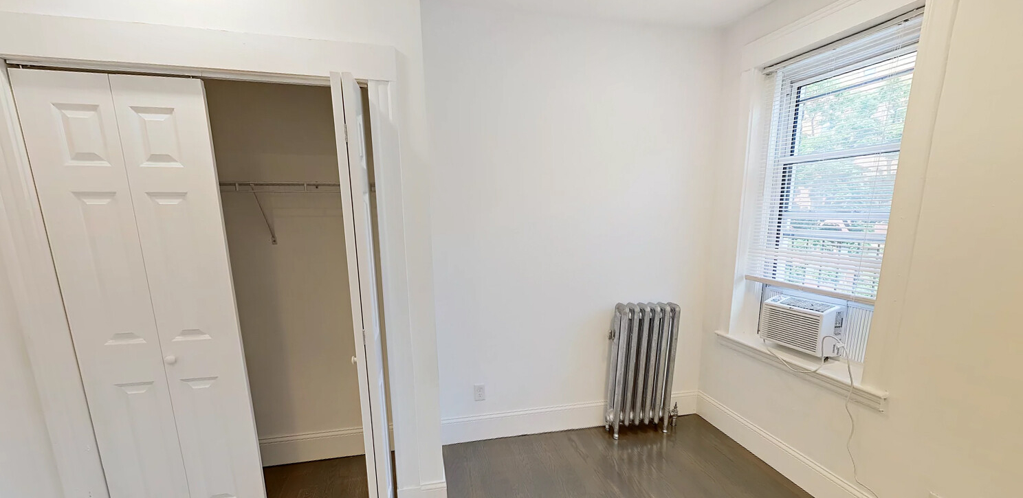 51 Queensberry St, Fenway