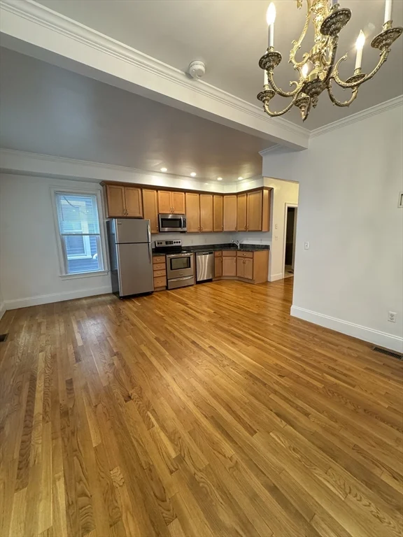 157 M St, South Boston