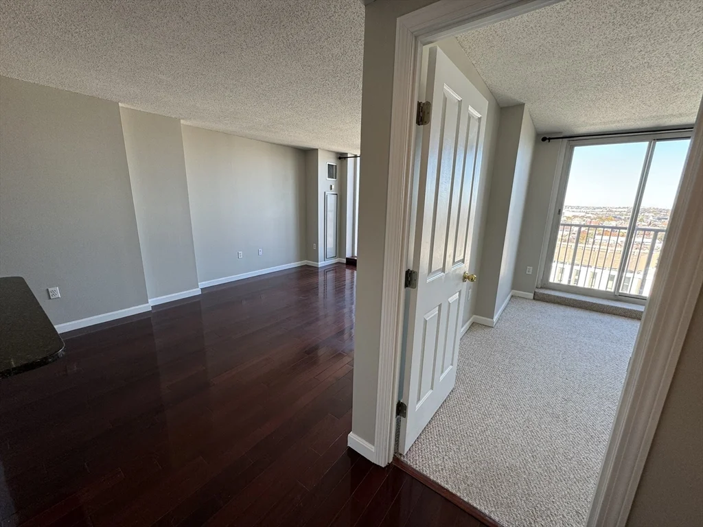 10 Museum Way, East Cambridge