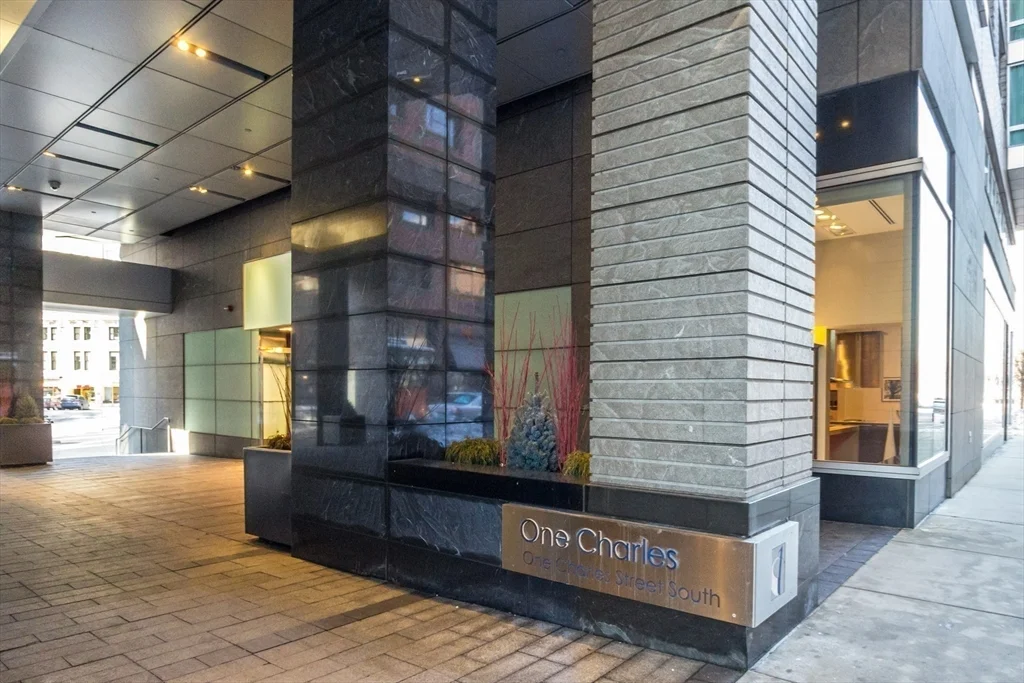 1 Charles Street South, Downtown
