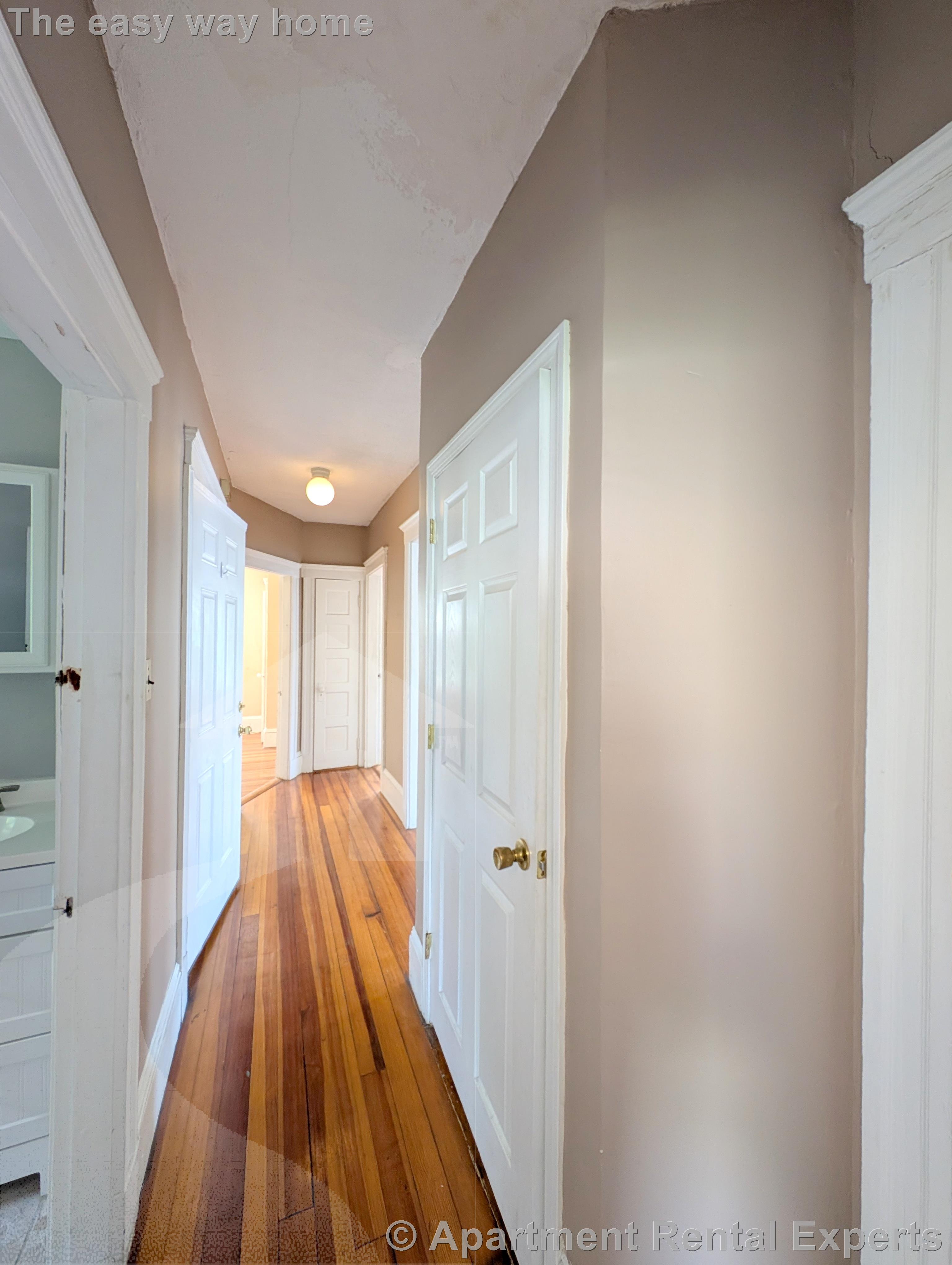 49 Conwell Ave, Teele Square