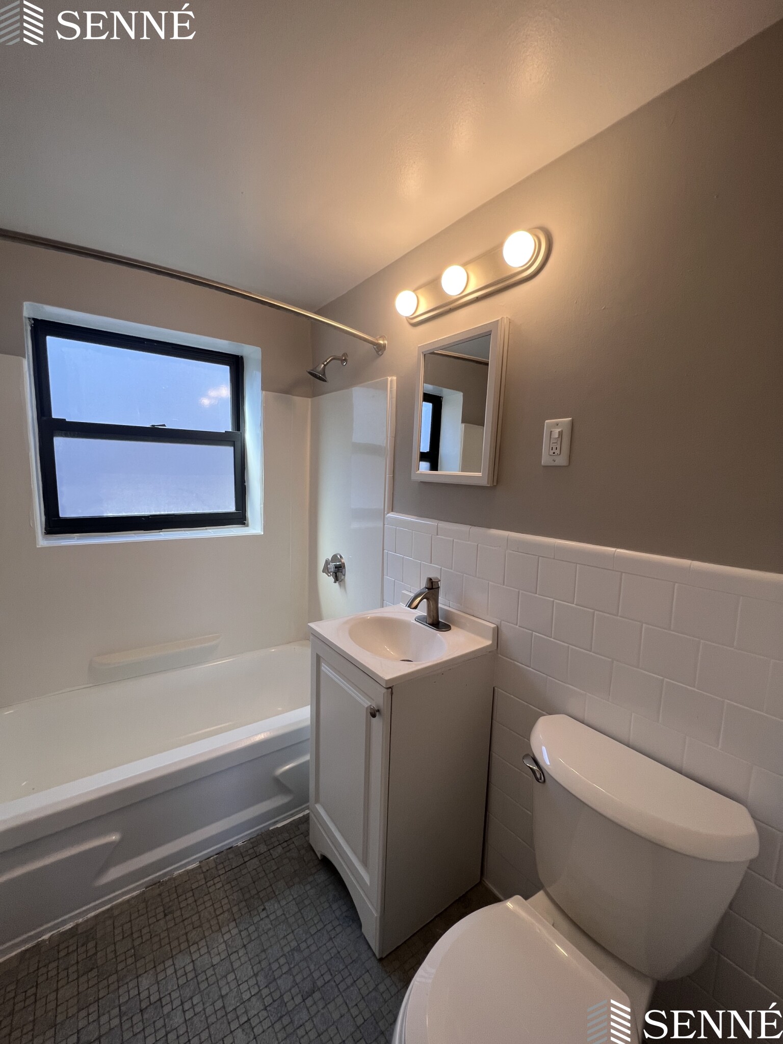 50 Harvard Ave, Harvard Avenue