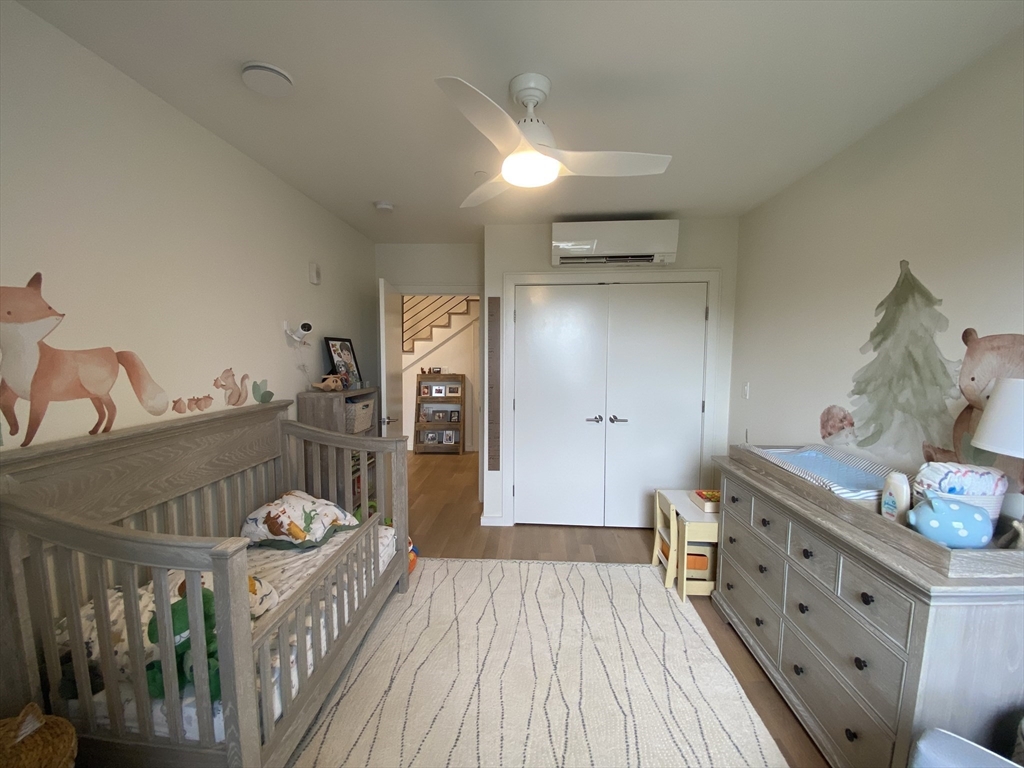 78 Fort Ave, Roxbury