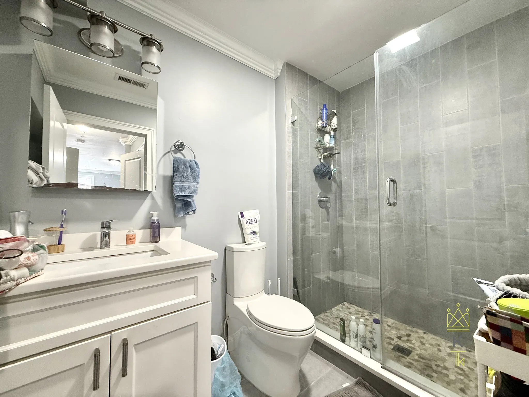 8 Nira Ave, Jamaica Plain