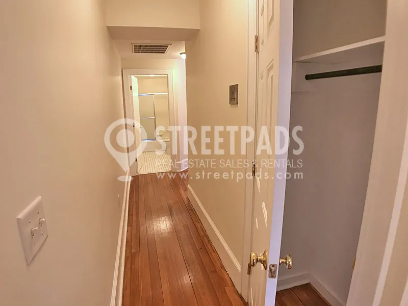 881 Massachusetts Ave, Central Square