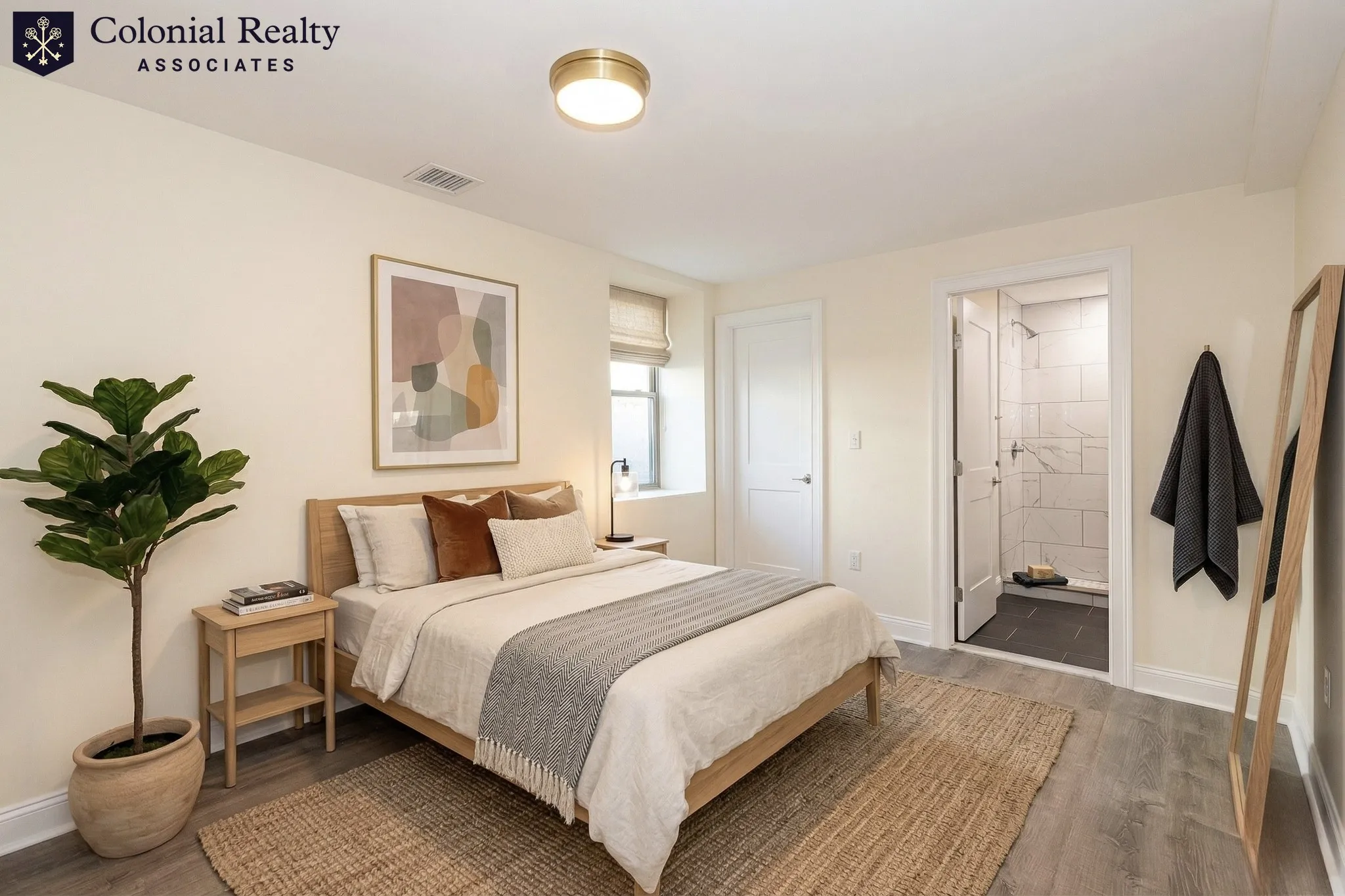 39 Harvard St, South Medford