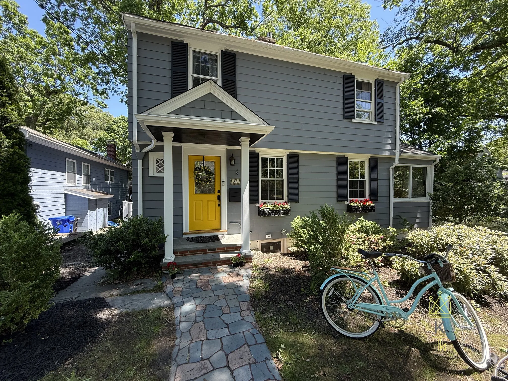 36 Risley Rd, Chestnut Hill