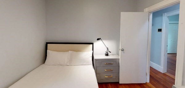 61 Crescent Ave, Boston