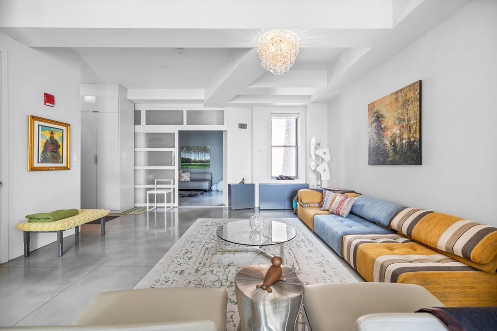 1166 Washington St, South End