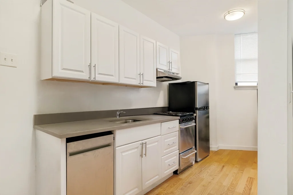 5 N Margin St, North End