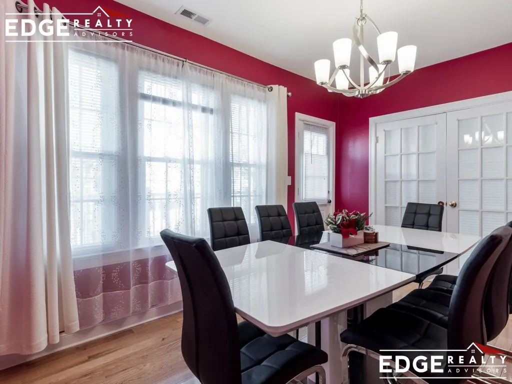 24 Fairmount Ave, West Somerville