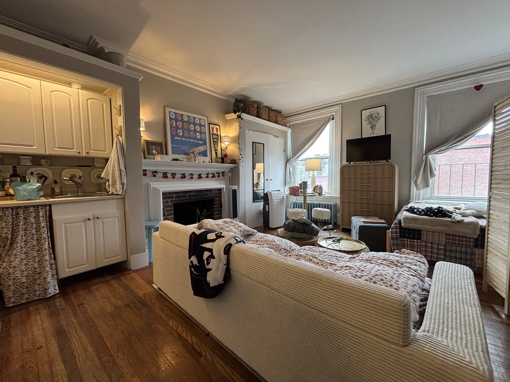 98 Charles St, Beacon Hill