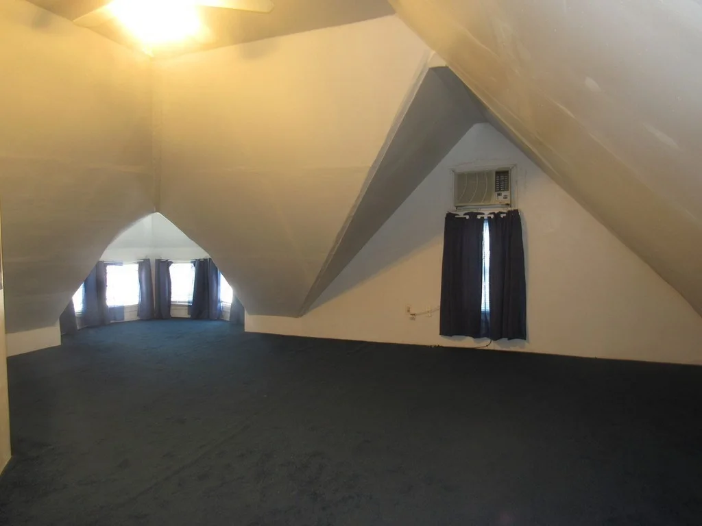 109 Walnut St, Malden