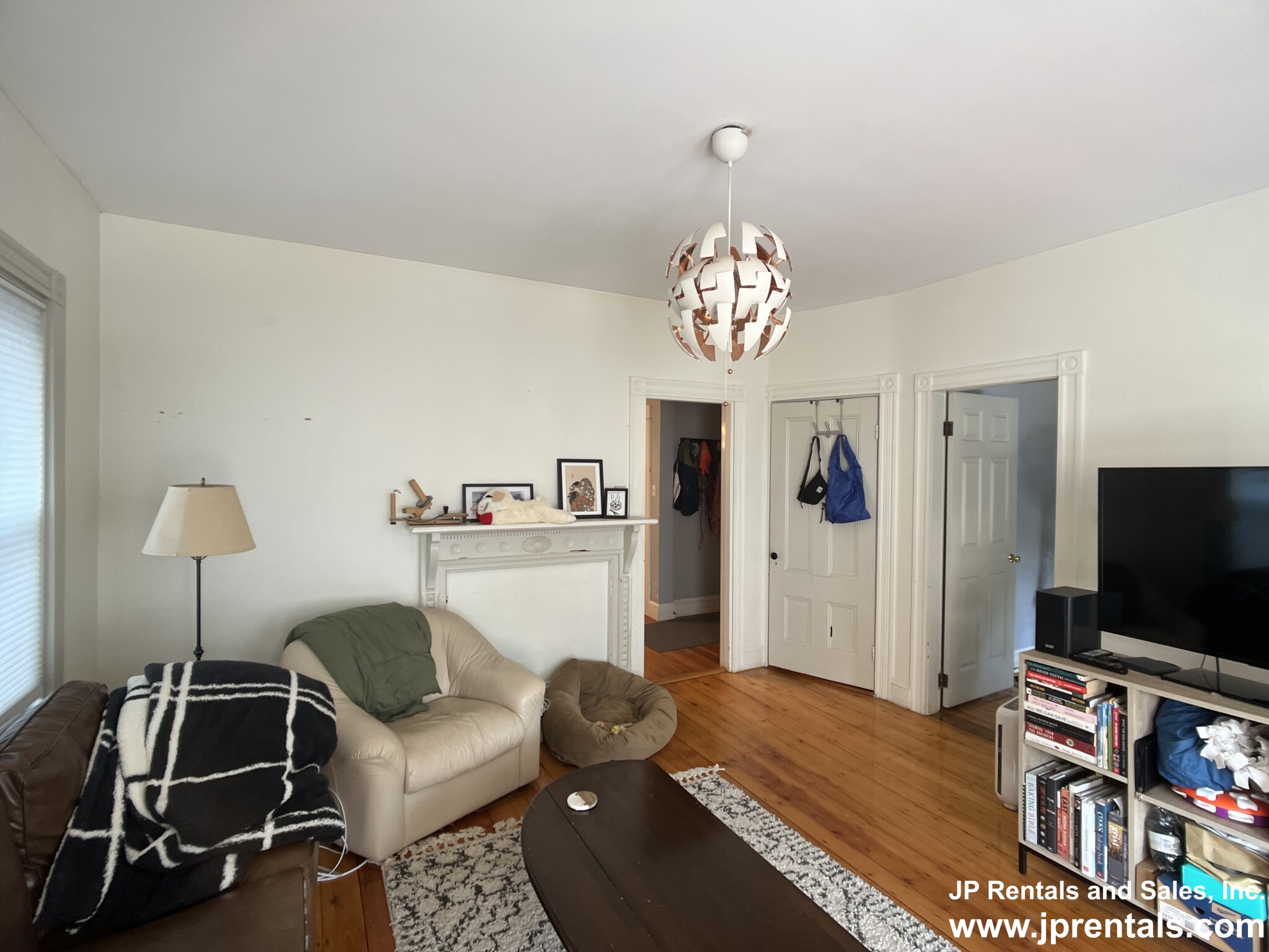 55 Rossmore Rd, Jamaica Plain