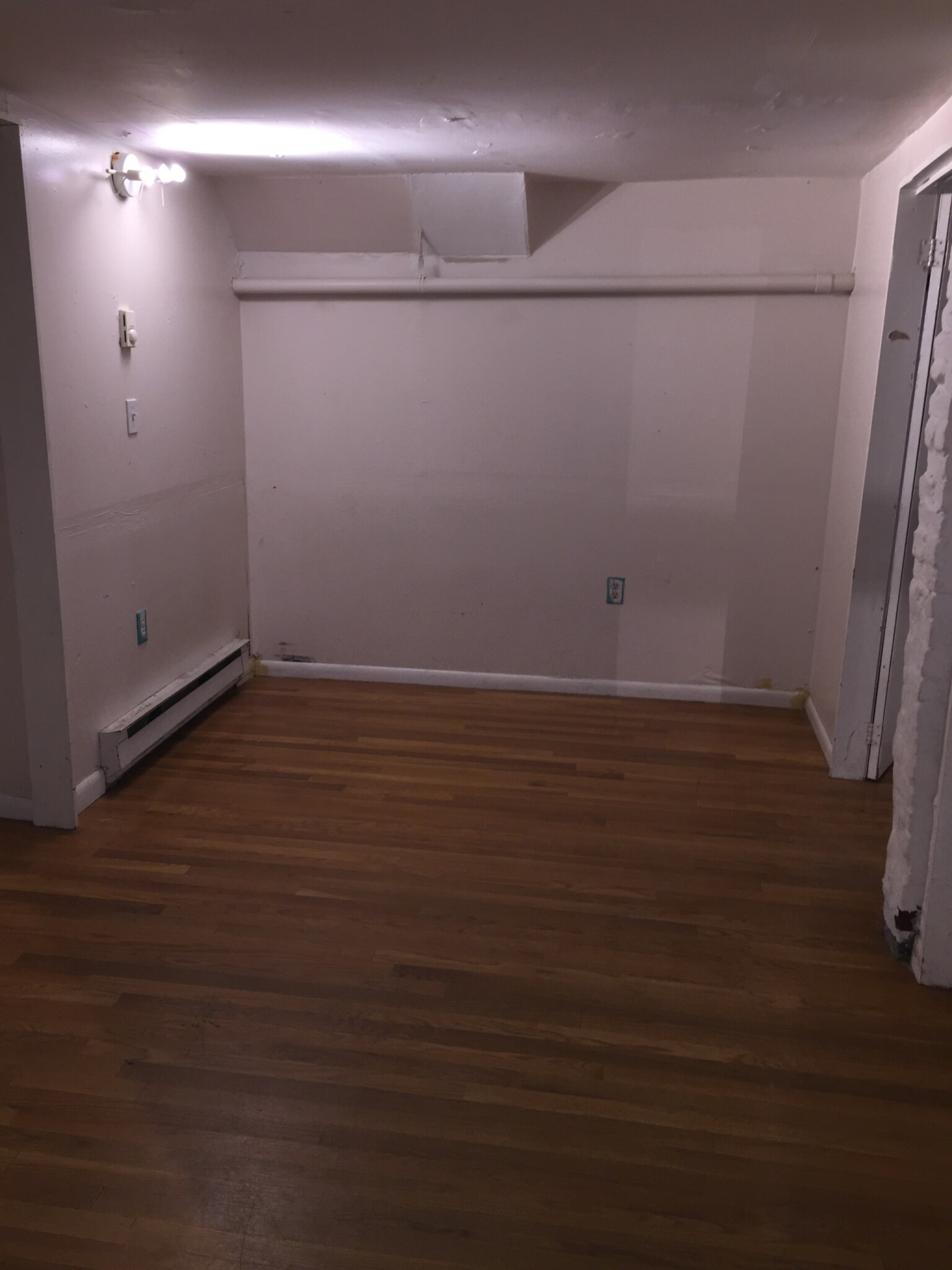 686 Parker St, Mission Hill