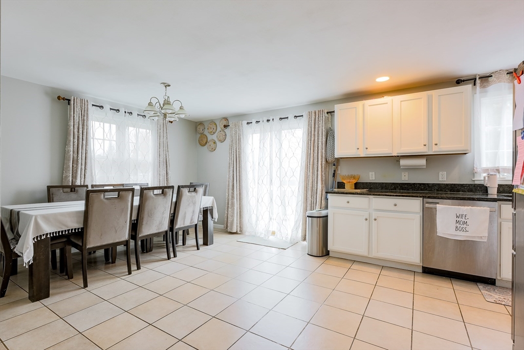 348 Osgood St, North Andover