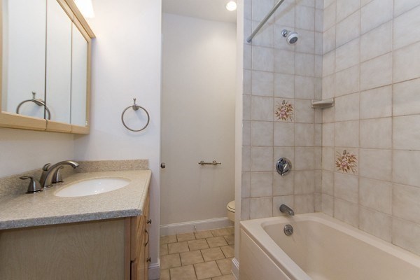 103 Sewall Ave, Coolidge Corner