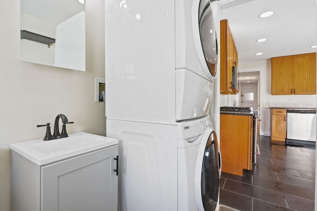 30 Tuttle St, Dorchester