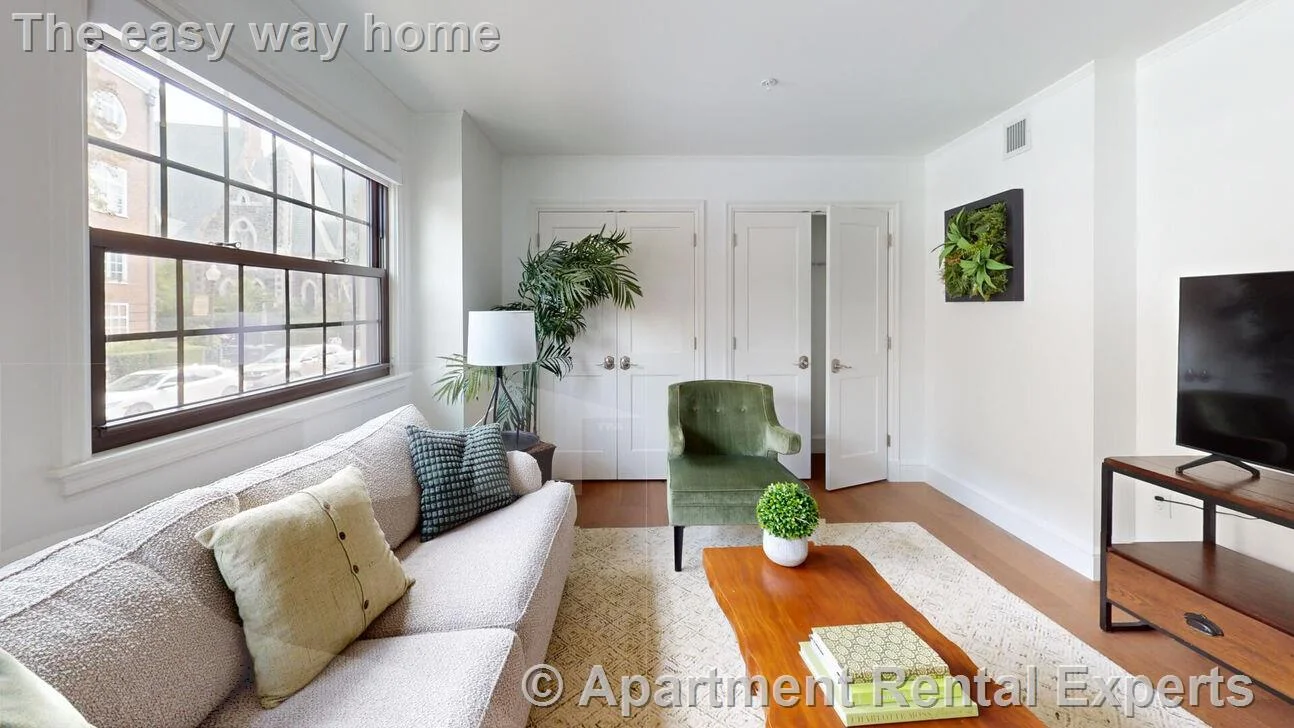 1200 Massachusetts Ave, Harvard Square