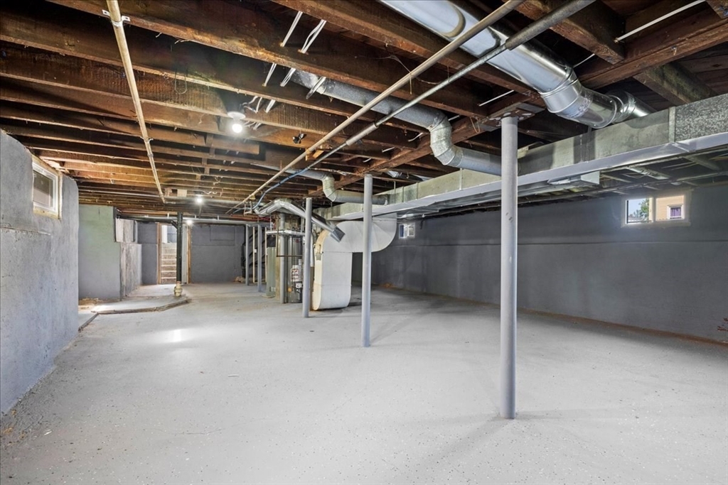 480 White St, Springfield