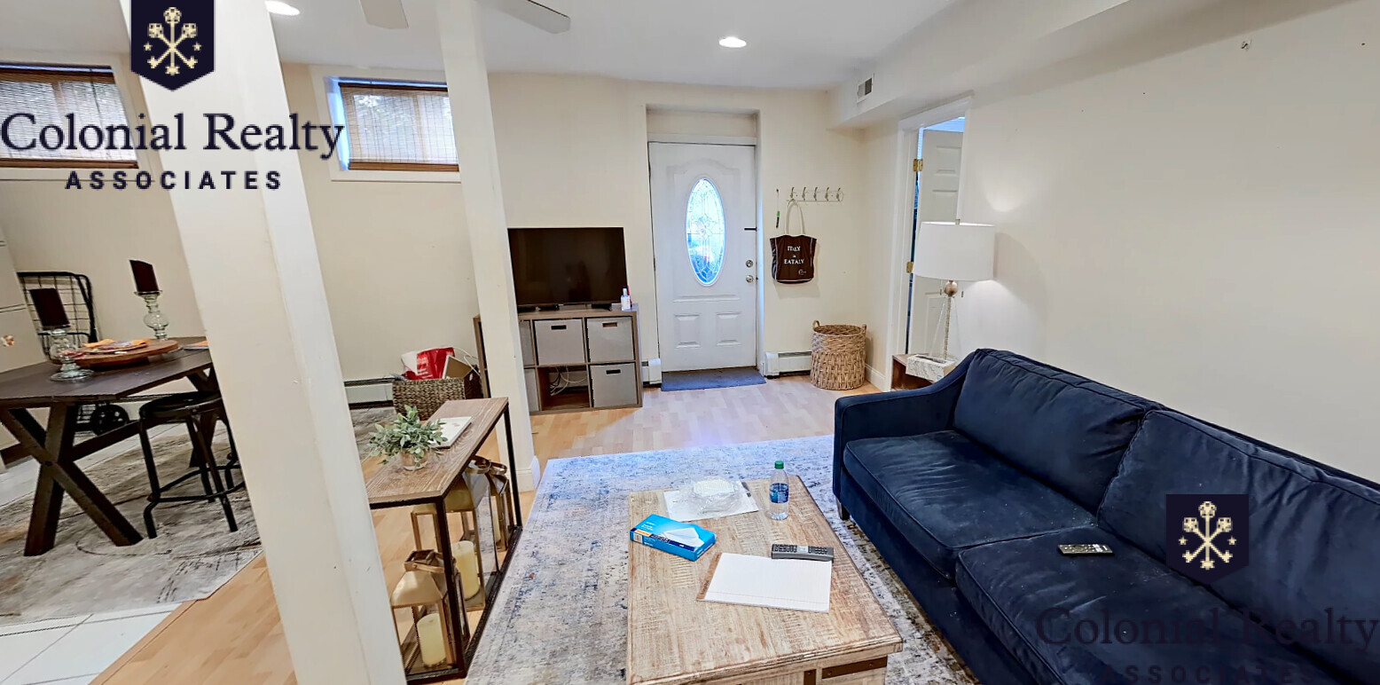 12 Dean Rd, Brookline