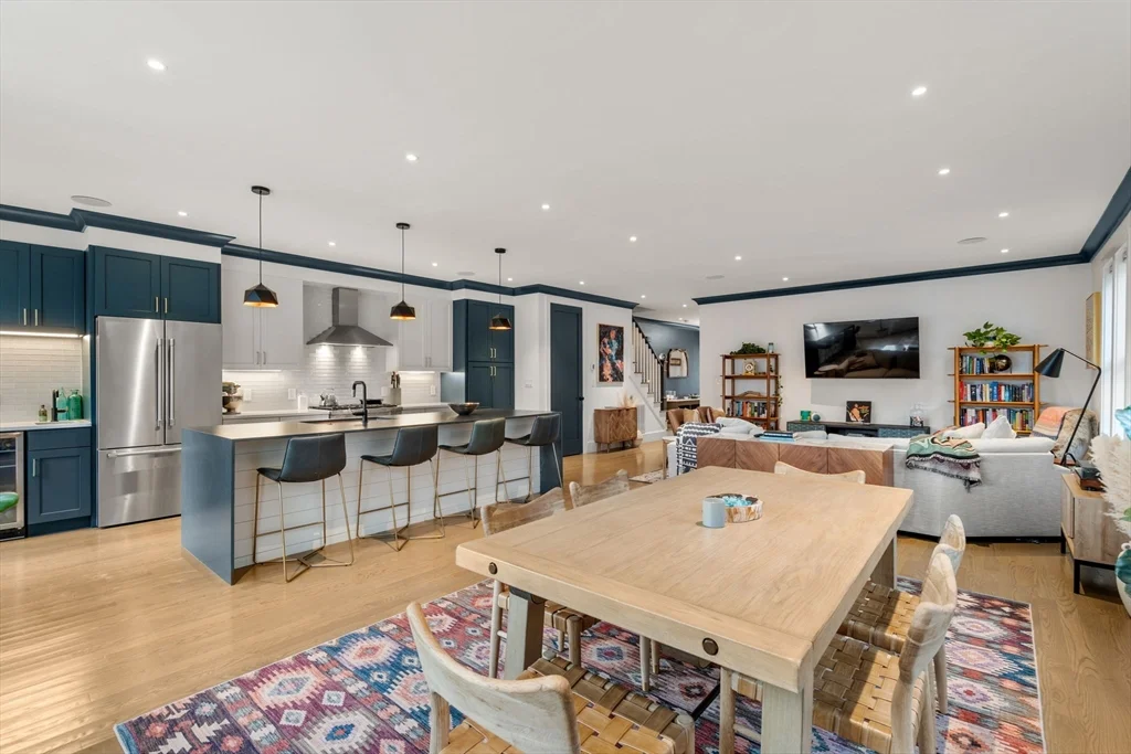 5 Caspian Way, Dorchester