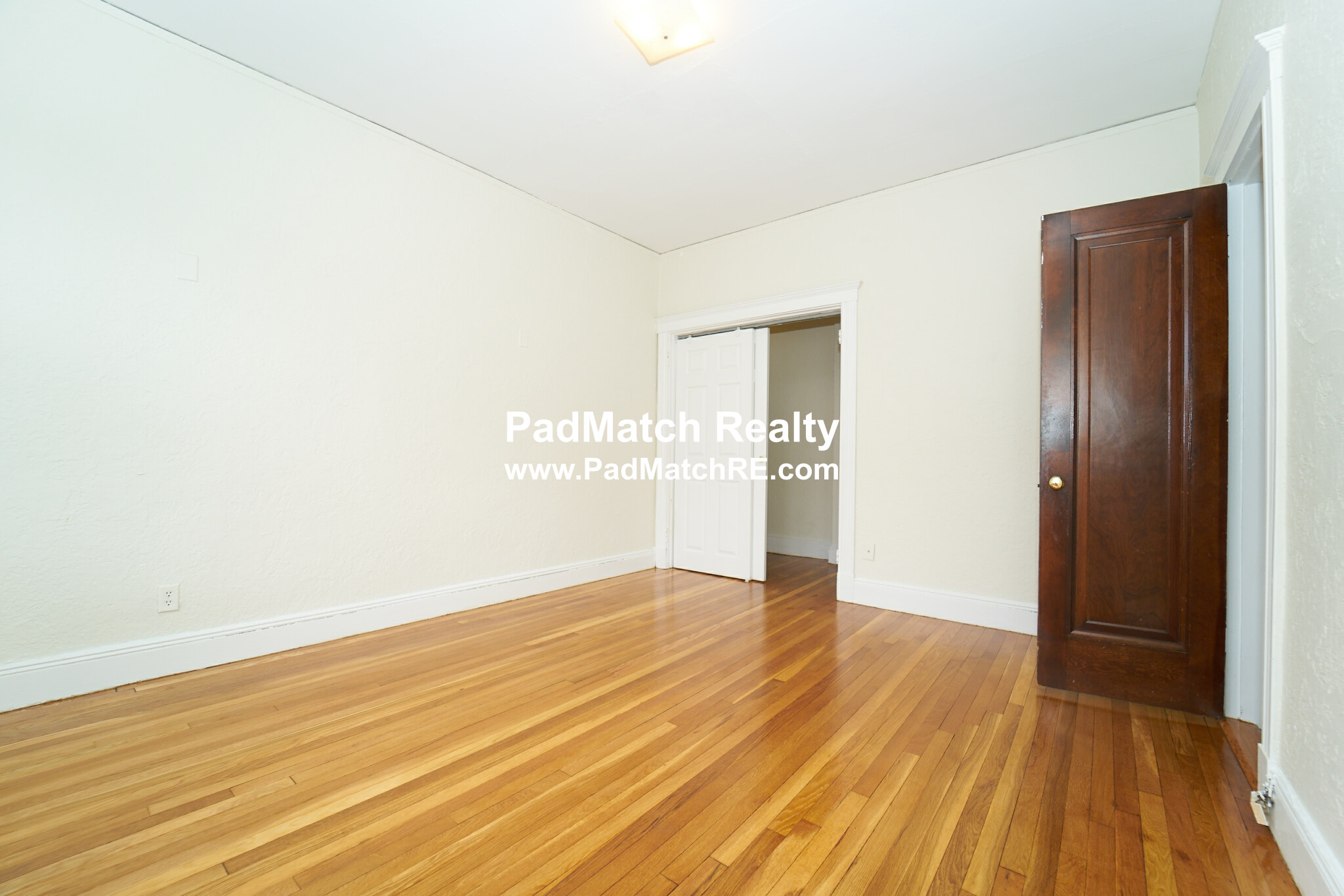 1800 Commonwealth Ave, Brighton