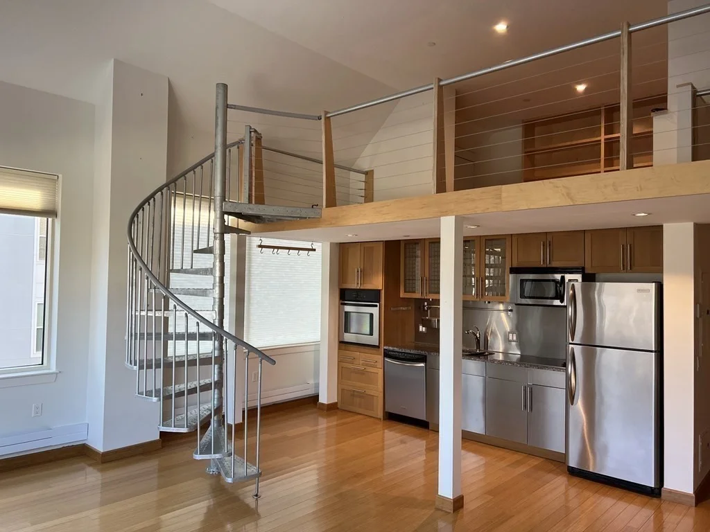 290 Pleasant St, Watertown