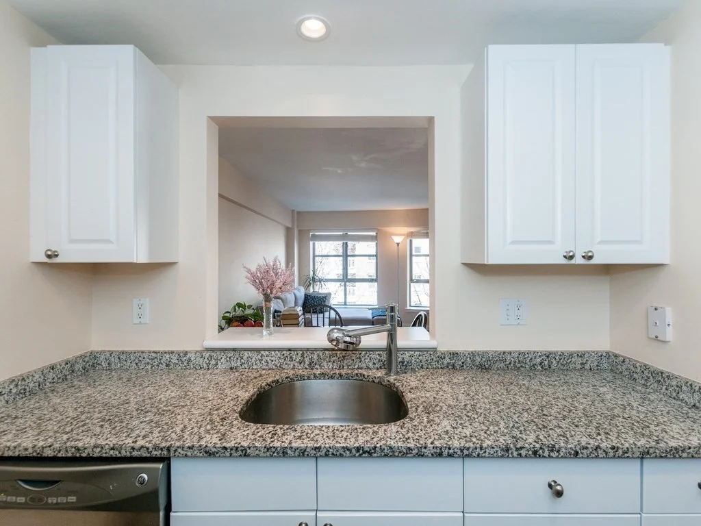 931 Massachusetts Ave, Mid Cambridge