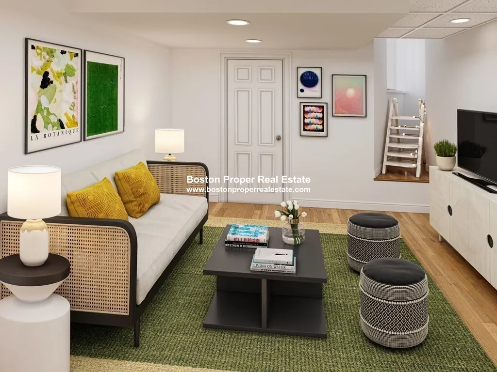 1061 Beacon St, Coolidge Corner