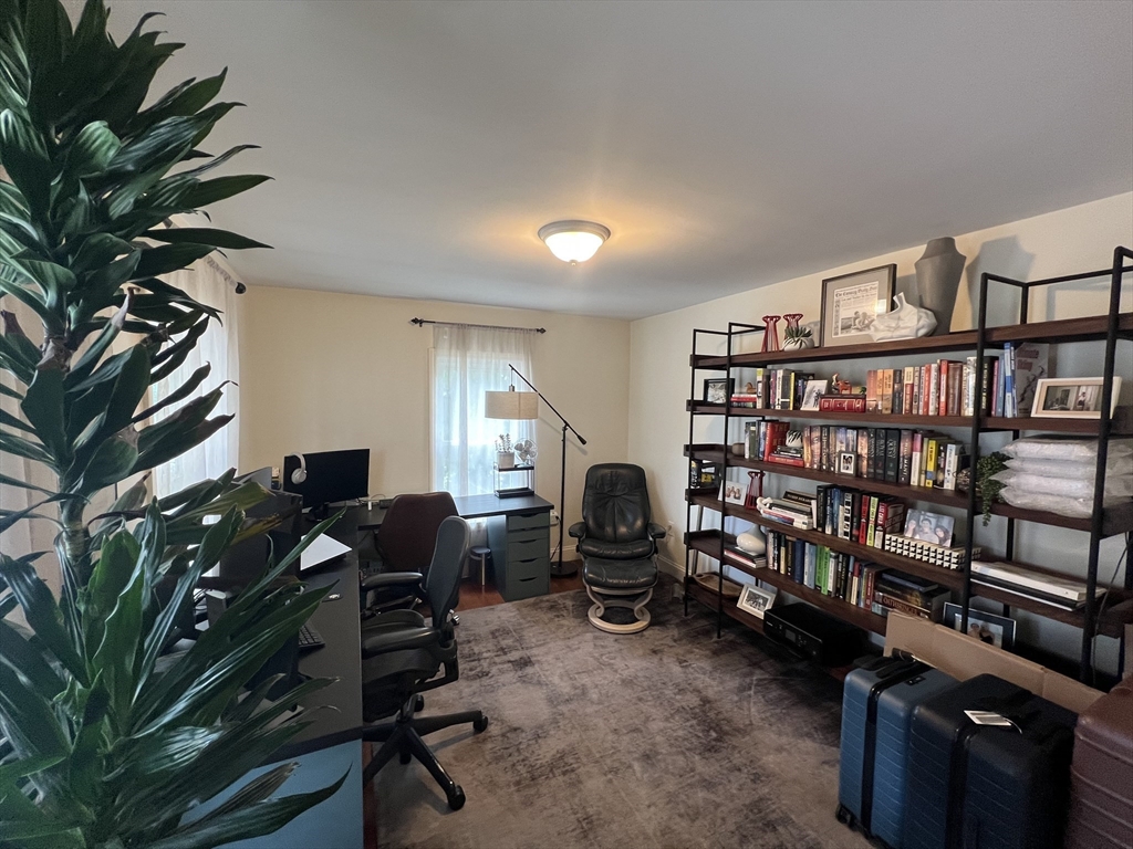 37-39 Spruce St, Winchester