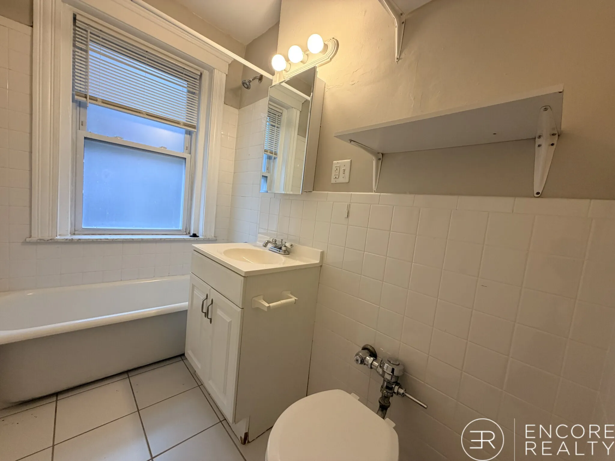 1 Gray St, Neighborhood Nine